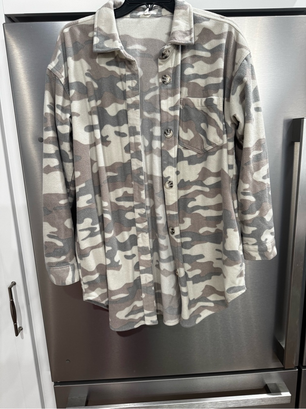 Maurices Women’s Camo Button-Down Shirt - Gray & Cream